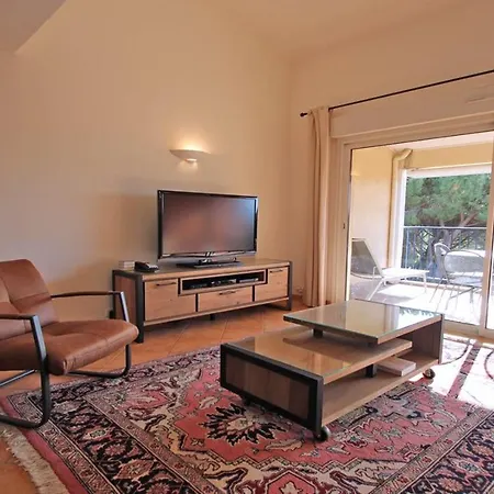 Appartement - 3 Bedroom Apartment, Air Conditioned, Outdoor Terrace, Swimming Pool Sainte-Maxime