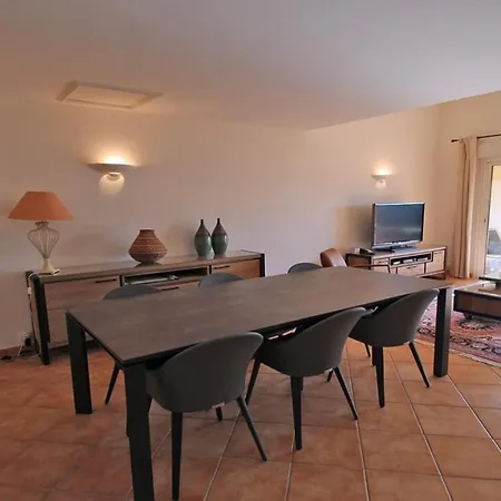 - 3 Bedroom Apartment, Air Conditioned, Outdoor Terrace, Swimming Pool Apartment