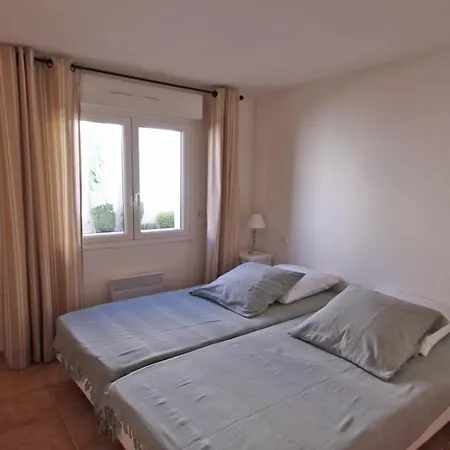 - 3 Bedroom Apartment, Air Conditioned, Outdoor Terrace, Swimming Pool *